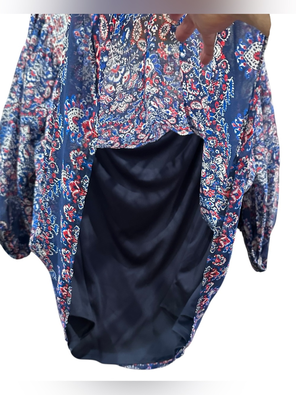 Alyx Women’s 1X Boho Peasant Blouse Blue Red Paisley Smocked Off Shoulder NWT - Picture 5 of 15